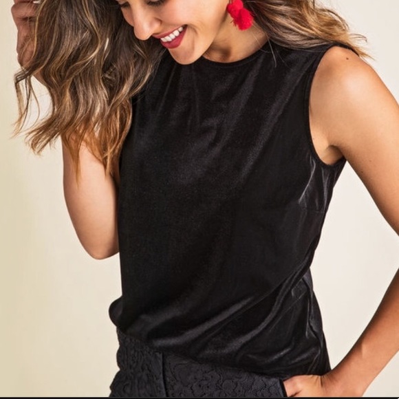 NWT Vineyard Vines Black Sleeveless Velvet Shirt - Picture 2 of 4